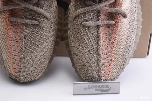 BOOST V2 YEEZY FZ5240 